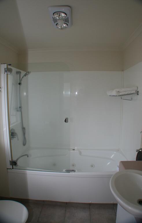 Lakeside Taupo Motel Extérieur photo